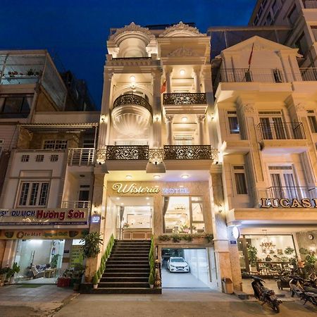 Wisteria Hotel Далат Экстерьер фото