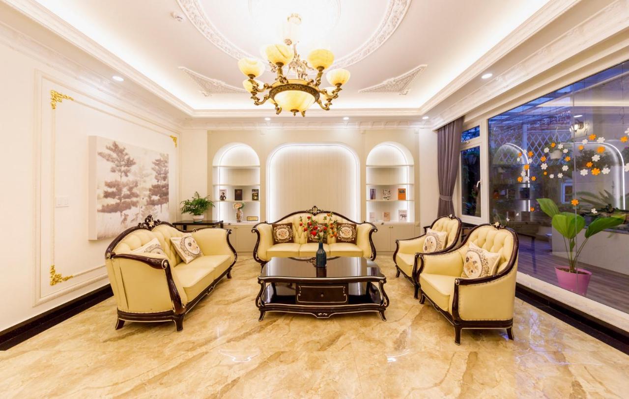 Wisteria Hotel Далат Экстерьер фото