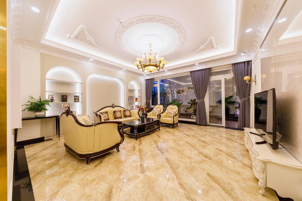 Wisteria Hotel Далат Экстерьер фото