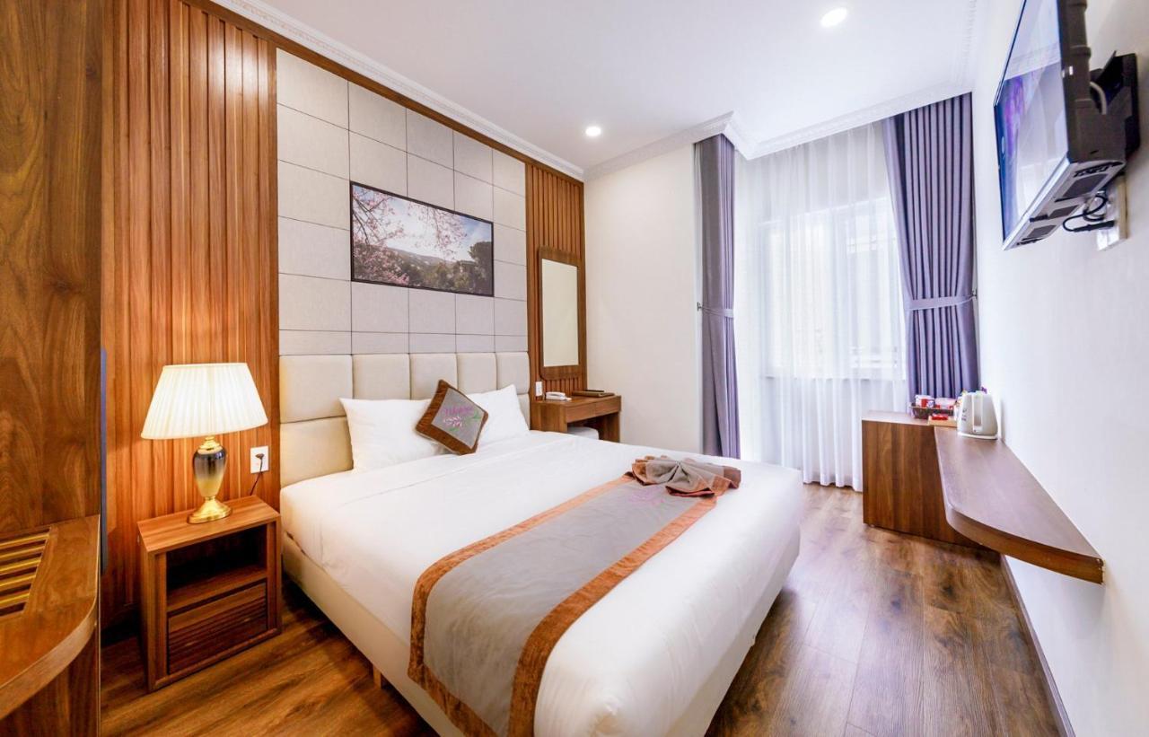 Wisteria Hotel Далат Экстерьер фото